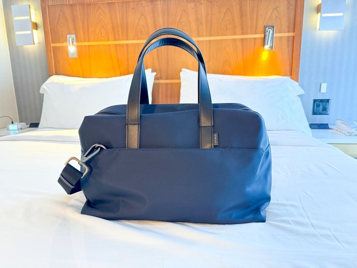 Review of The Everywhere Bag From Away – Is It Worth It? [2024]