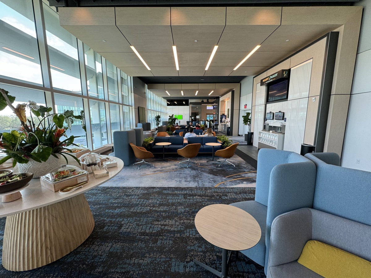 Brightline Premium Lounge Overview