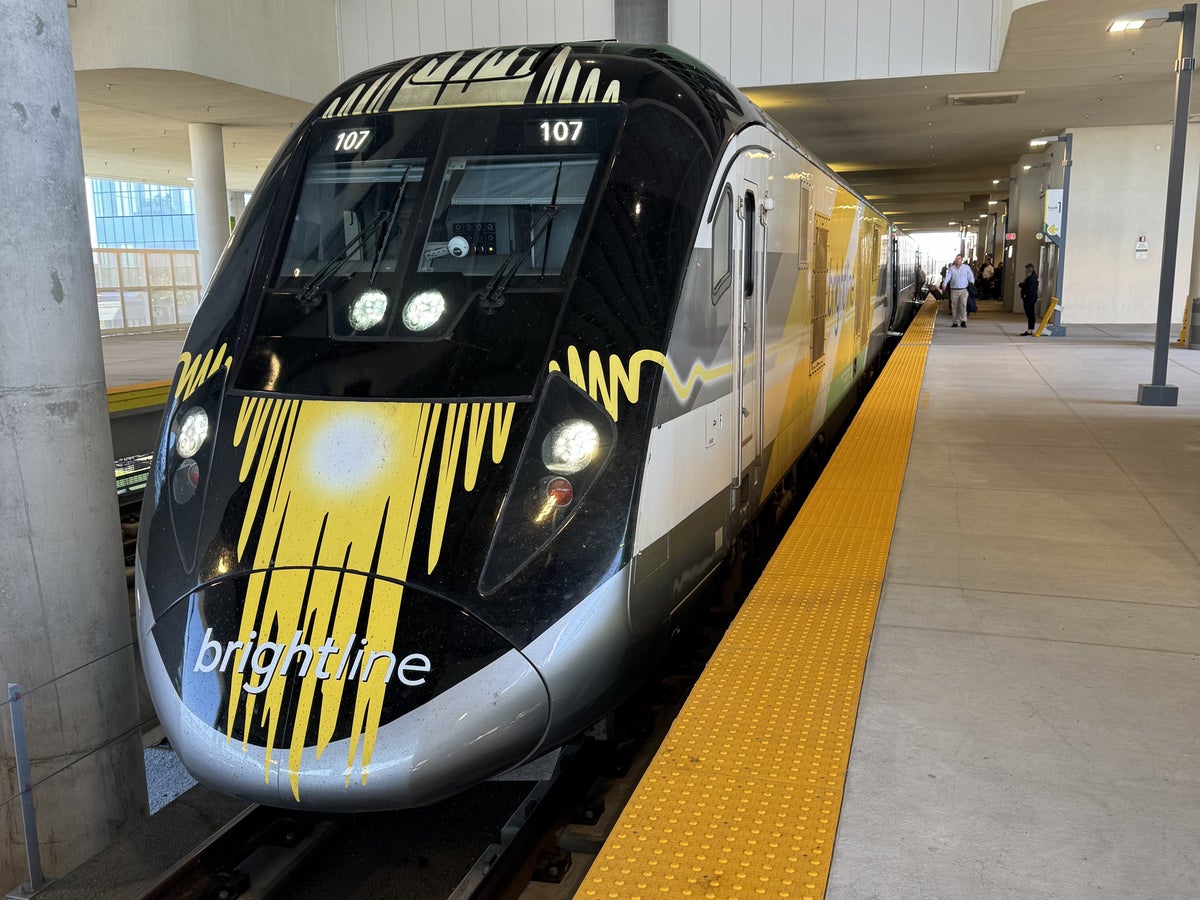 Brightline Train Service Premium Class Review [Orlando to Miami]