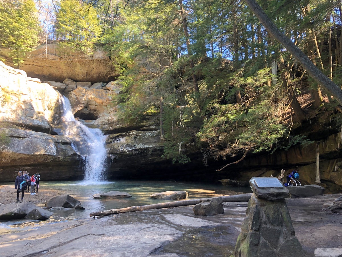 Hocking Hills State Park Guide — Caves, Hiking, and More