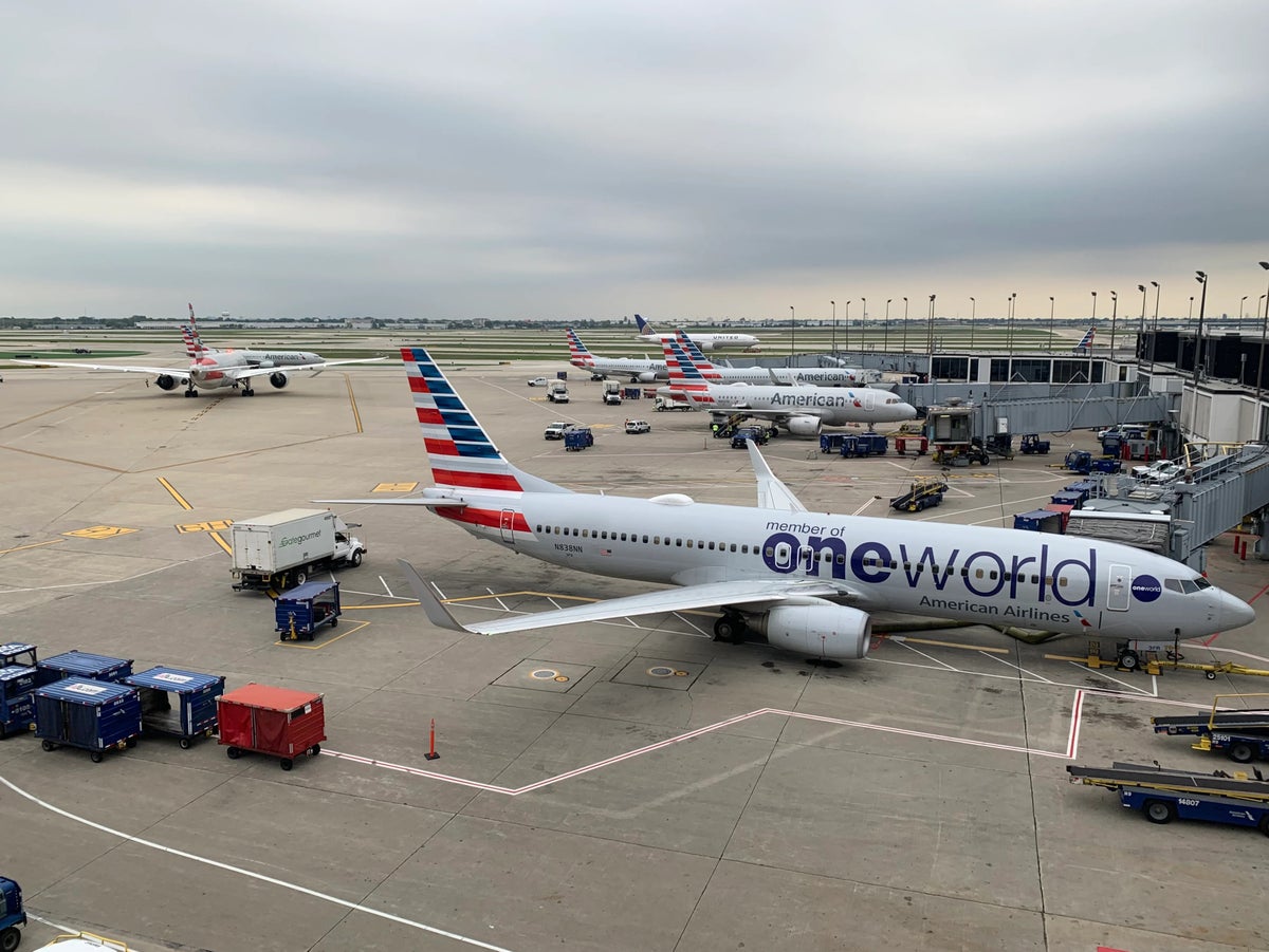 Chicago ORD American Oneworld Livery H Gates