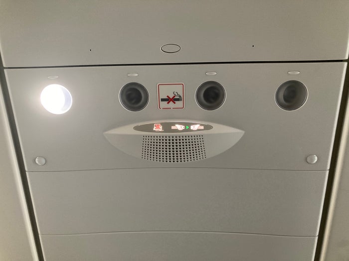 Condor A330 900neo business class overhead lights Condor A330 900neo business class overhead lights