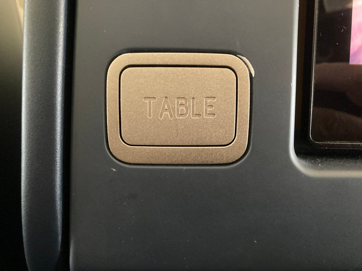 Condor A330 900neo business class tray table release