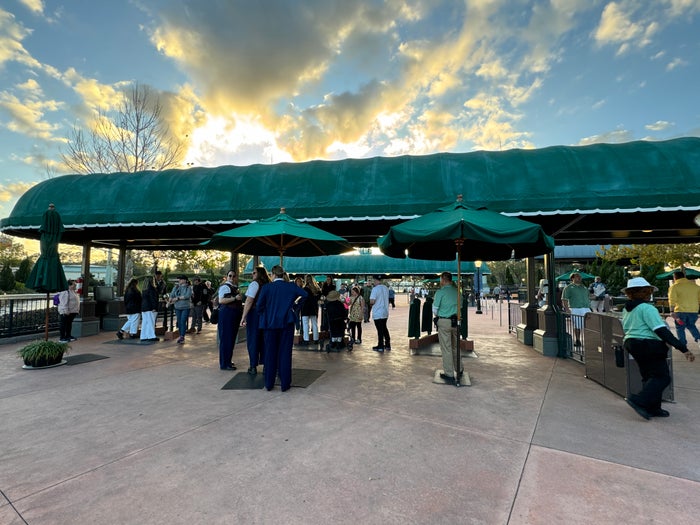 Disneys BoardWalk Inn Epcot Side Entrance Disneys BoardWalk Inn Epcot Side Entrance