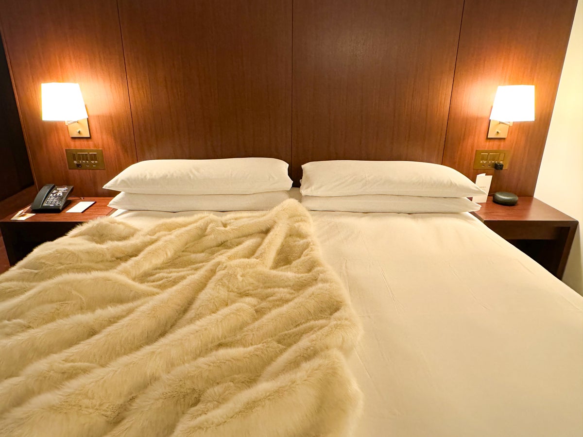 EDITION Tokyo Ginza king bed