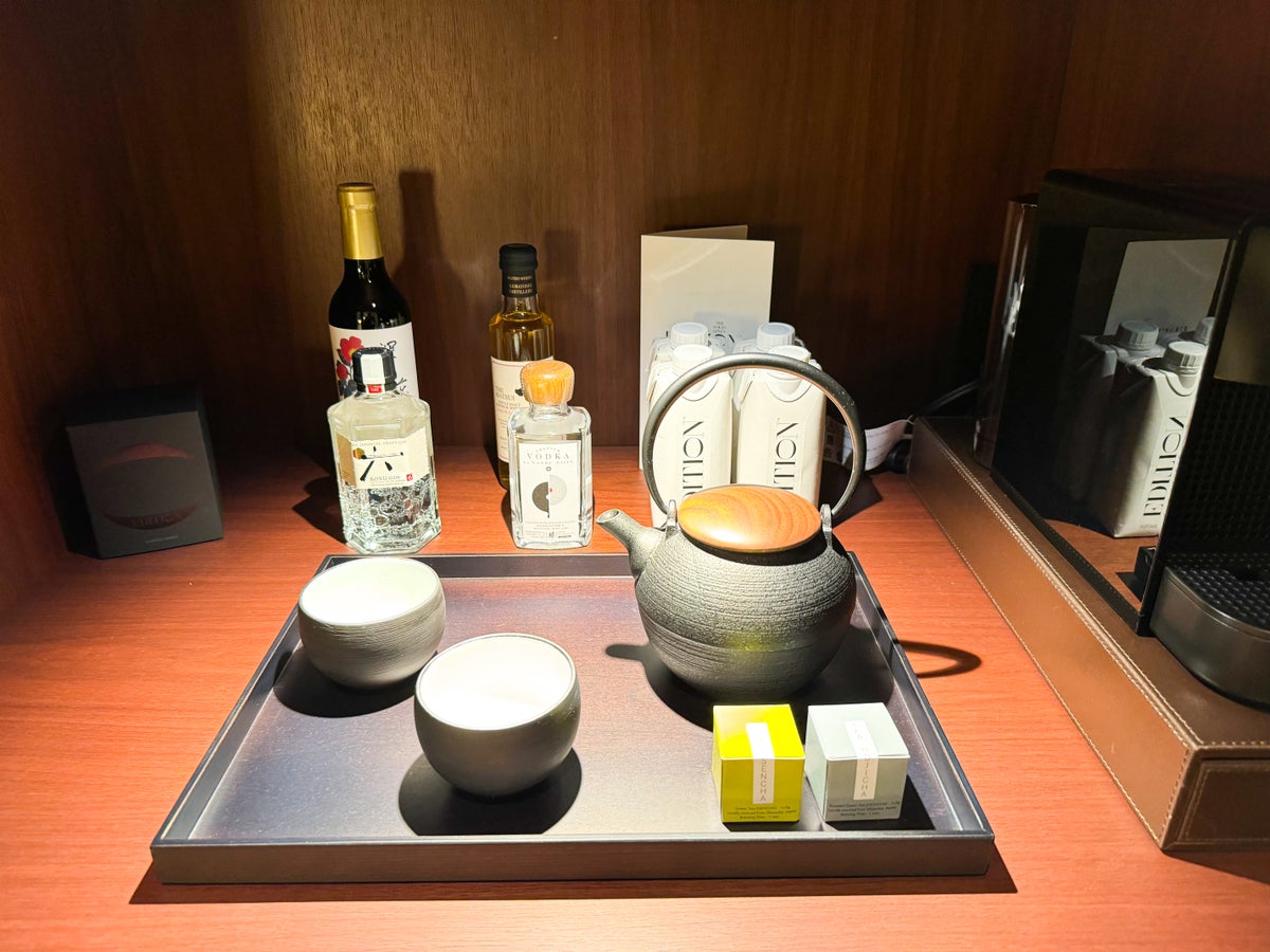 EDITION Tokyo Ginza tea set