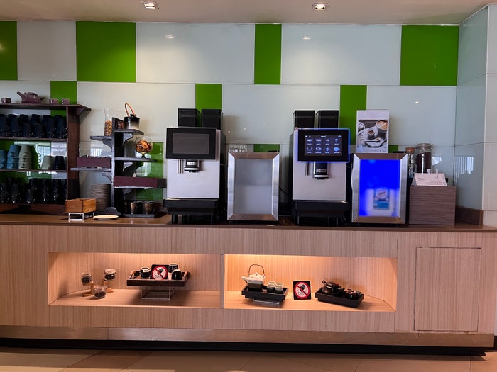 Hilton Garden Inn Bangkok Silom All Day Dining coffee machines Hilton Garden Inn Bangkok Silom All Day Dining coffee machines