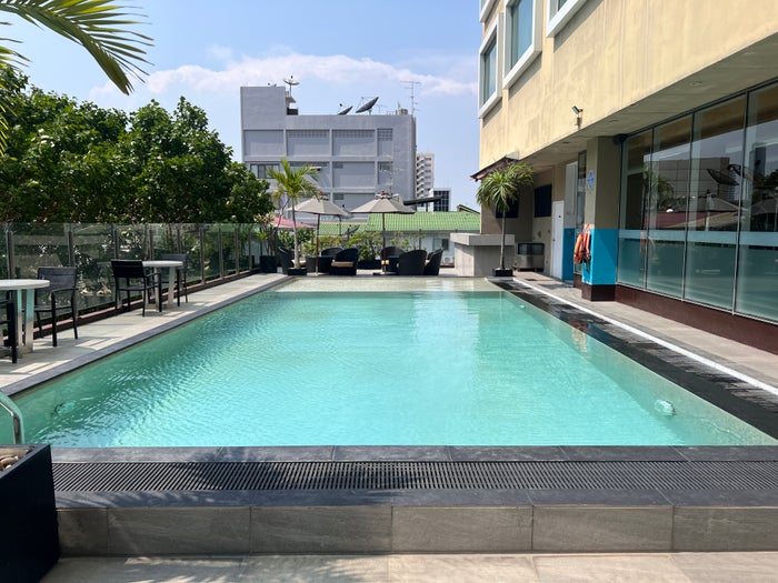 Hilton Garden Inn Bangkok Silom rooftop outdoor pool Hilton Garden Inn Bangkok Silom rooftop outdoor pool