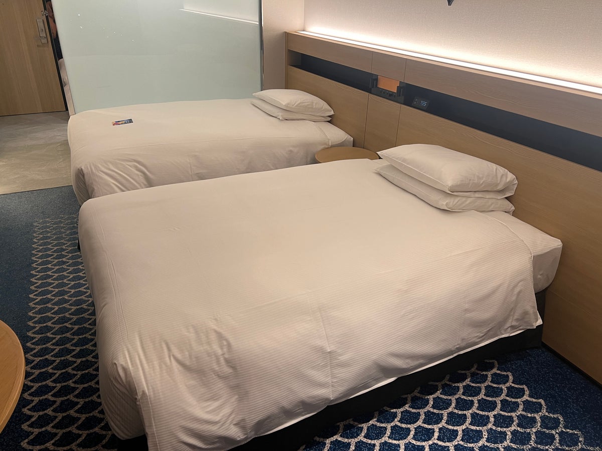 Hilton Tokyo Bay beds
