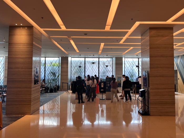 Holiday Inn Express Manila Newport City 2nd check in counter section Holiday Inn Express Manila Newport City 2nd check in counter section