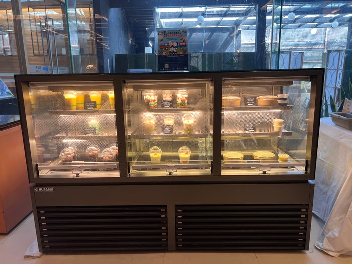 Holiday Inn Express Manila Newport City bakery Holiday Inn Express Manila Newport City bakery