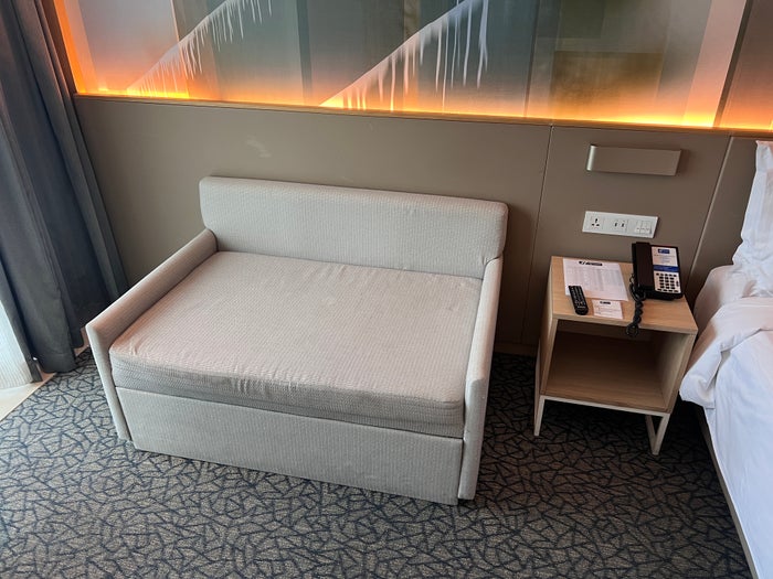 Holiday Inn Express Manila Newport City room couch sofa Holiday Inn Express Manila Newport City room couch sofa