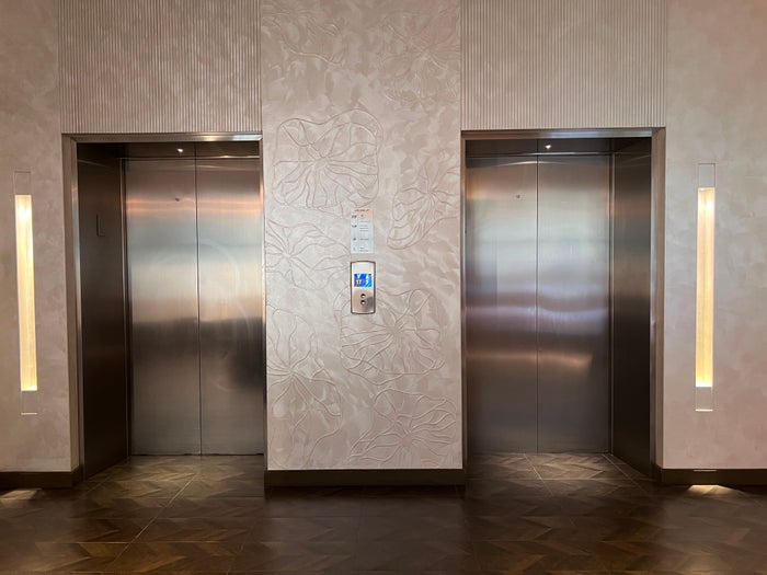 Hyatt Place Bangkok Sukhumvit hotel lobby elevators for lower floors Hyatt Place Bangkok Sukhumvit hotel lobby elevators for lower floors