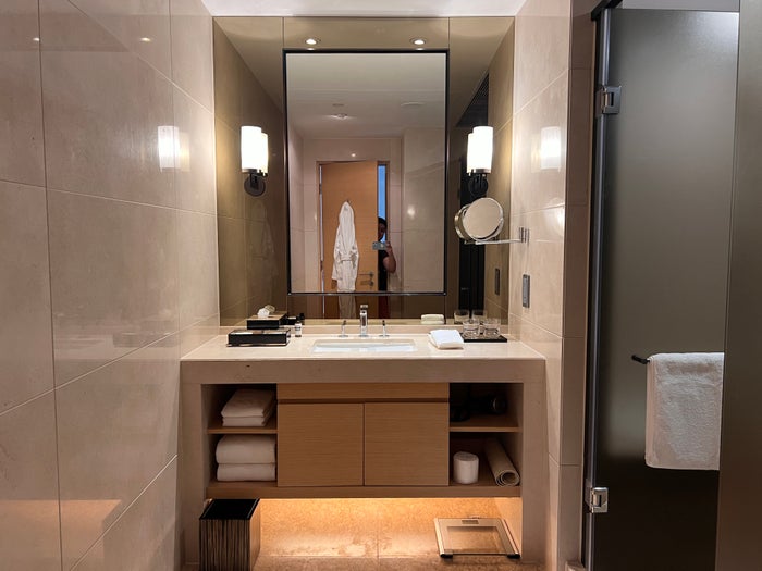 Hyatt Regency Hong Kong Sha Tin bathroom