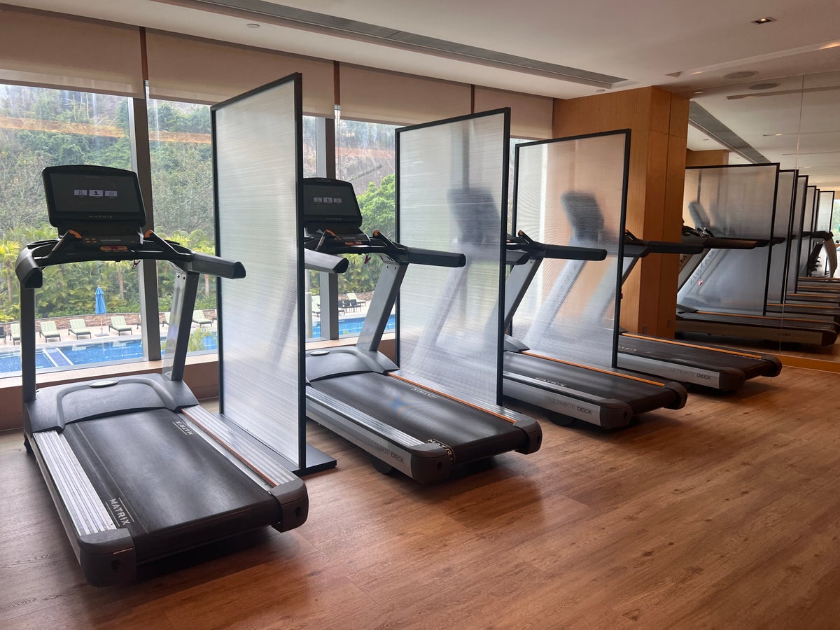 Hyatt Regency Hong Kong Sha Tin fitness center machines