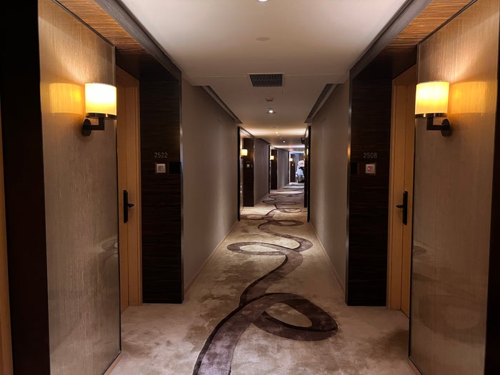 Hyatt Regency Hong Kong Sha Tin guest room hallway 