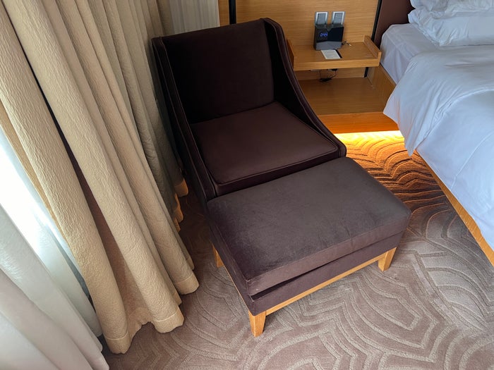 Hyatt Regency Hong Kong Sha Tin room armchair
