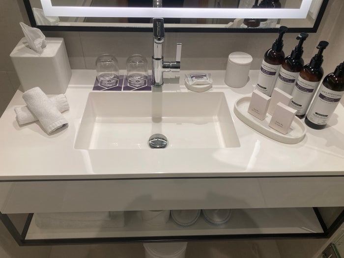 Hyatt Regency Lisbon bathroom sink Hyatt Regency Lisbon bathroom sink