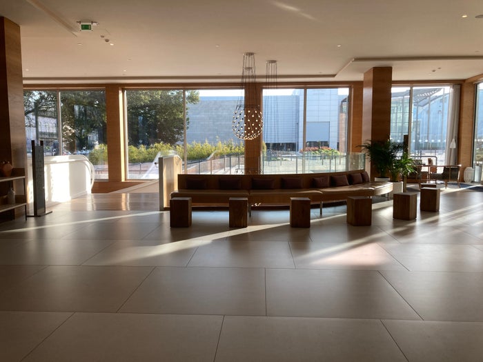 Hyatt Regency Lisbon lobby