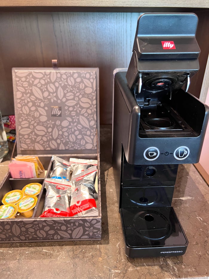 In room coffee at Le Meridien Maldives In room coffee at Le Meridien Maldives
