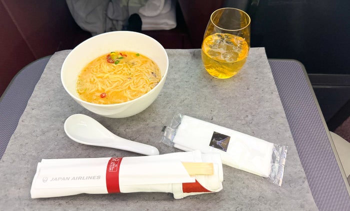 Japan Airlines A350 1000 business ramen Japan Airlines A350 1000 business ramen