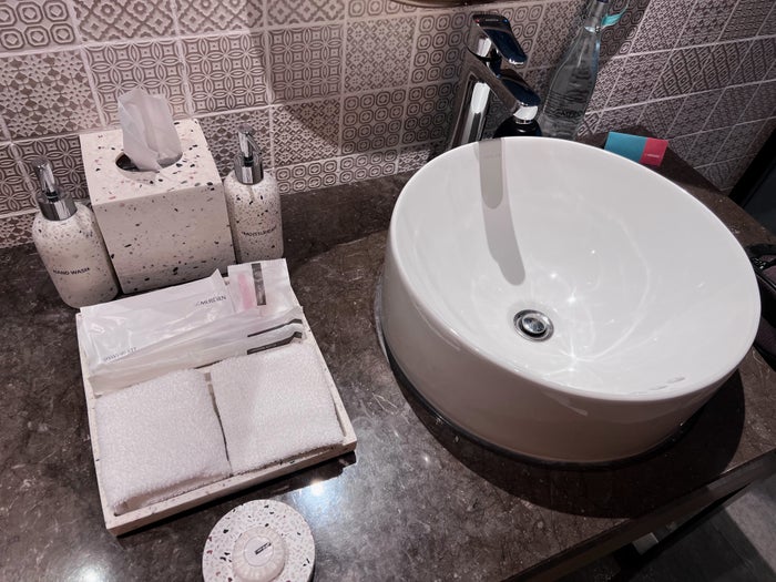 Le Meridien Maldives bathroom sink area Le Meridien Maldives bathroom sink area