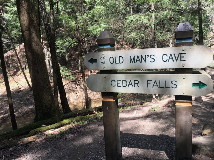 Old Mans Cave and Cedar Falls trail markers Old Mans Cave and Cedar Falls trail markers