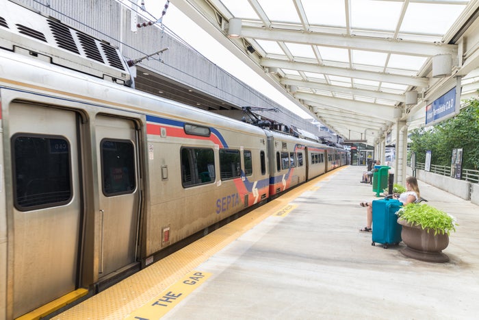 How To Get From Philadelphia International Airport to Center City, Philadelphia [2024]