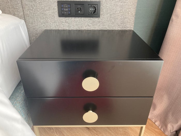 Renaissance Porto Lapa Hotel suite night stand Renaissance Porto Lapa Hotel suite night stand