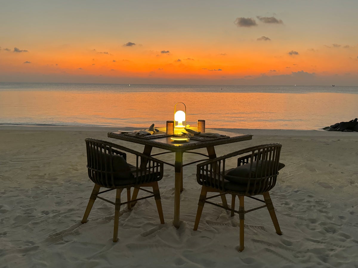 Ritz Carlton Fari Islands FnB Beach Shack by night