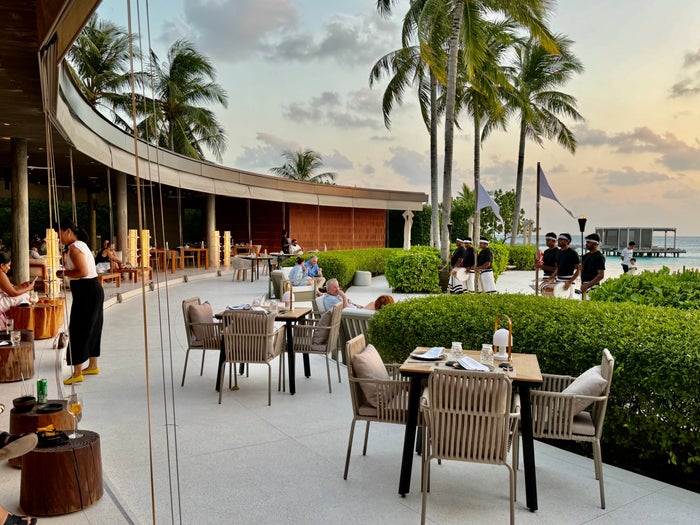 Ritz Carlton Fari Islands FnB Eau Bar Ritz Carlton Fari Islands FnB Eau Bar