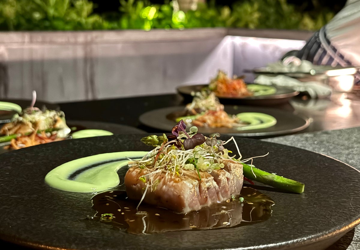 Ritz Carlton Fari Islands FnB Iwau tuna tataki