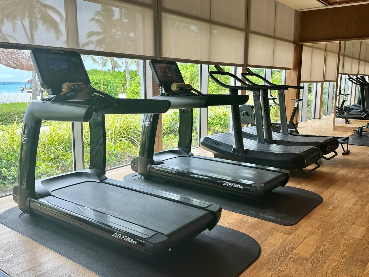 Ritz Carlton Fari Islands gym 