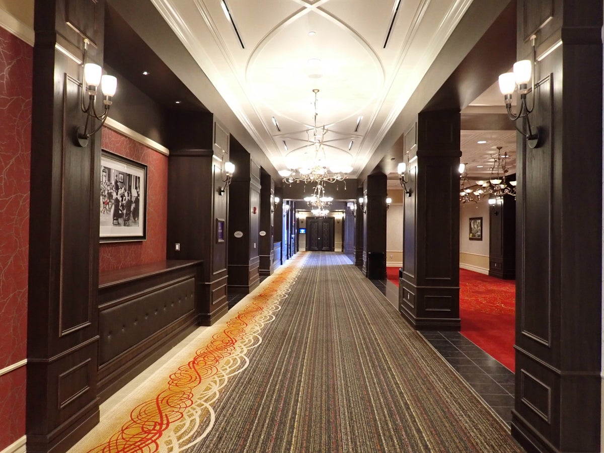 Saratoga Casino main hallway 