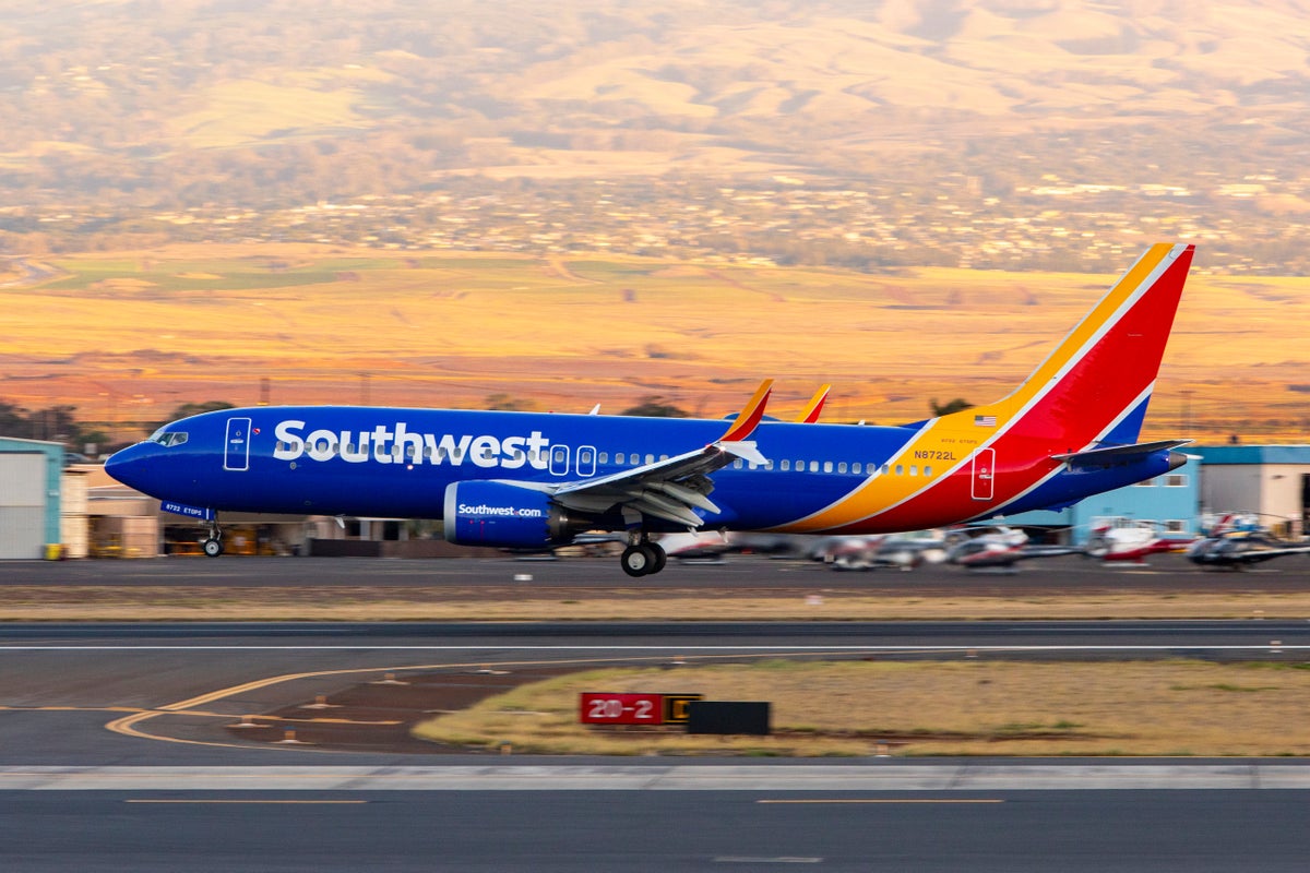 Southwest Airlines 737 Runway