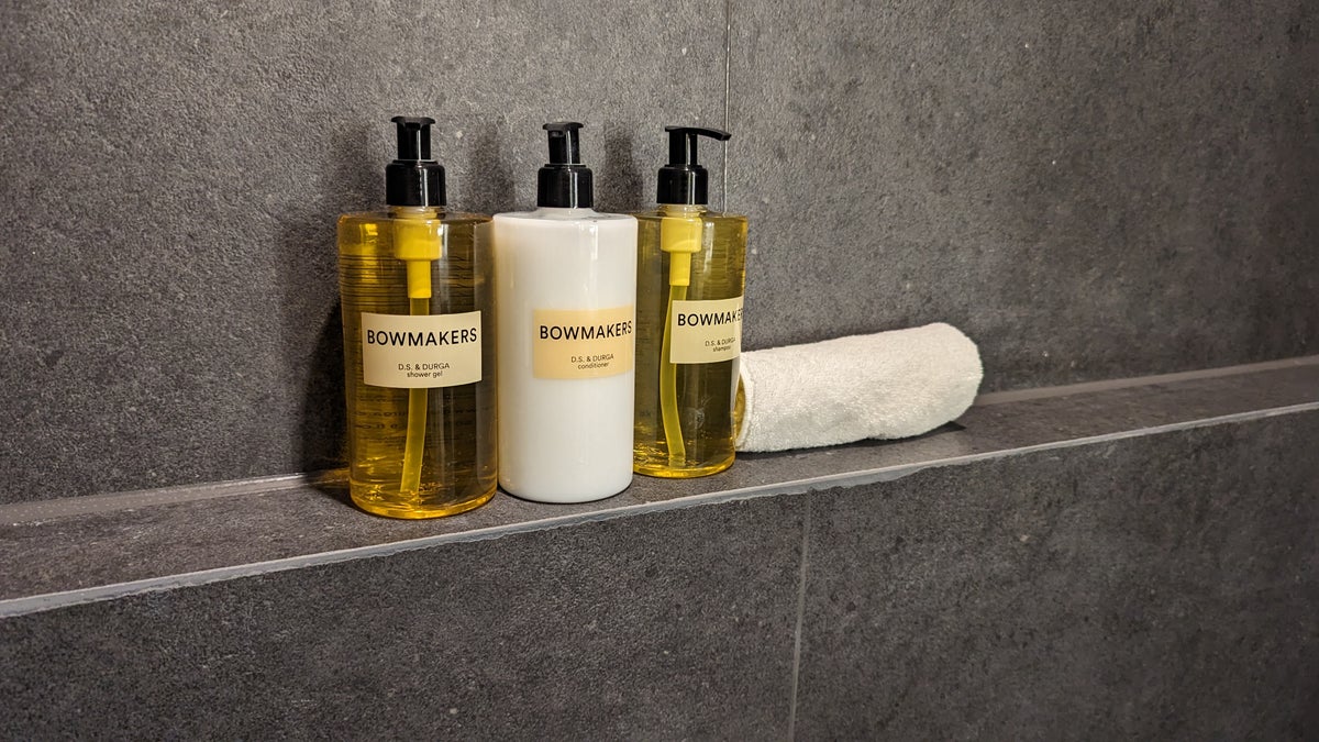Thompson Houston guestroom bathroom shower amenities