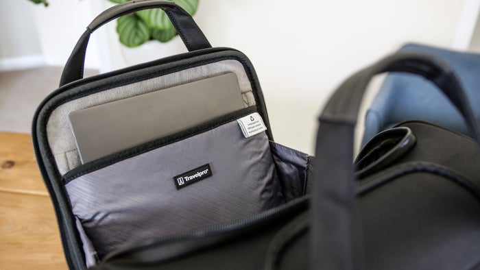 Travelpro Crew Versapack Laptop Pocket Travelpro Crew Versapack Laptop Pocket