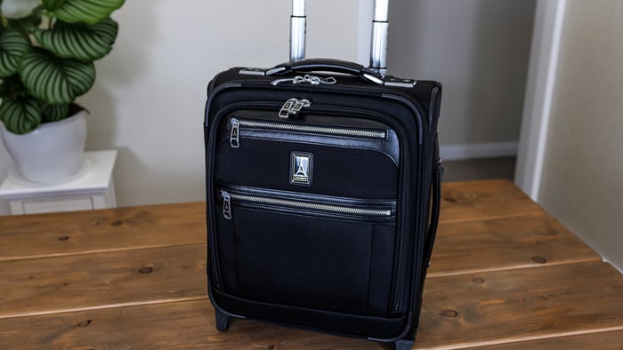 Travelpro Platinum Elite Softside 