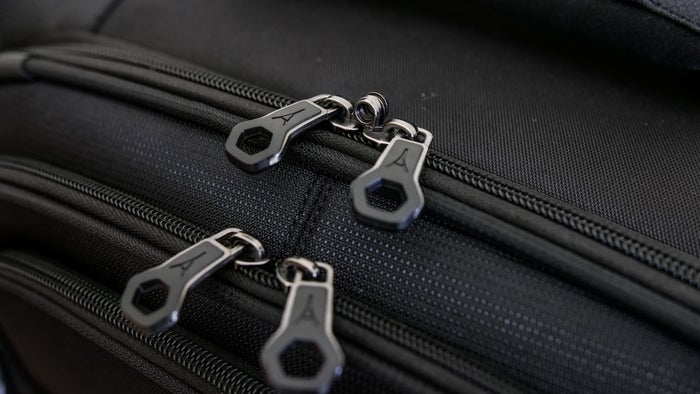 Travelpro Tourlite Zips Travelpro Tourlite Zips