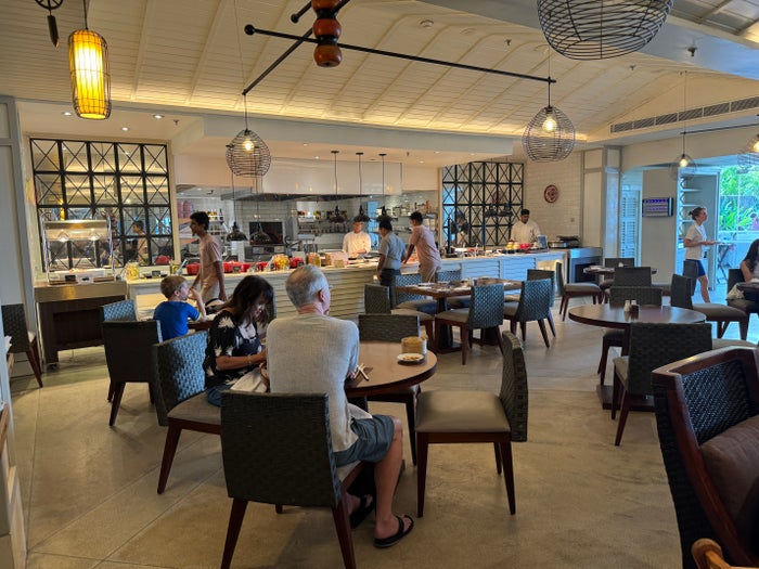 Weligama Bay Marriott Weligama Kitchen breakfast seating
