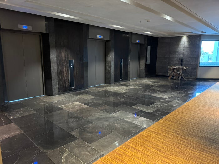 Weligama Bay Marriott elevator lobby