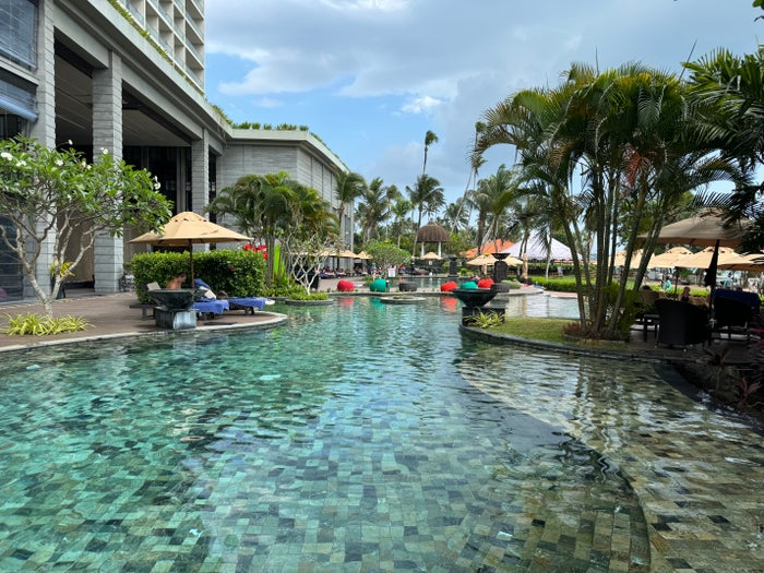 Weligama Bay Marriott right pool from bar