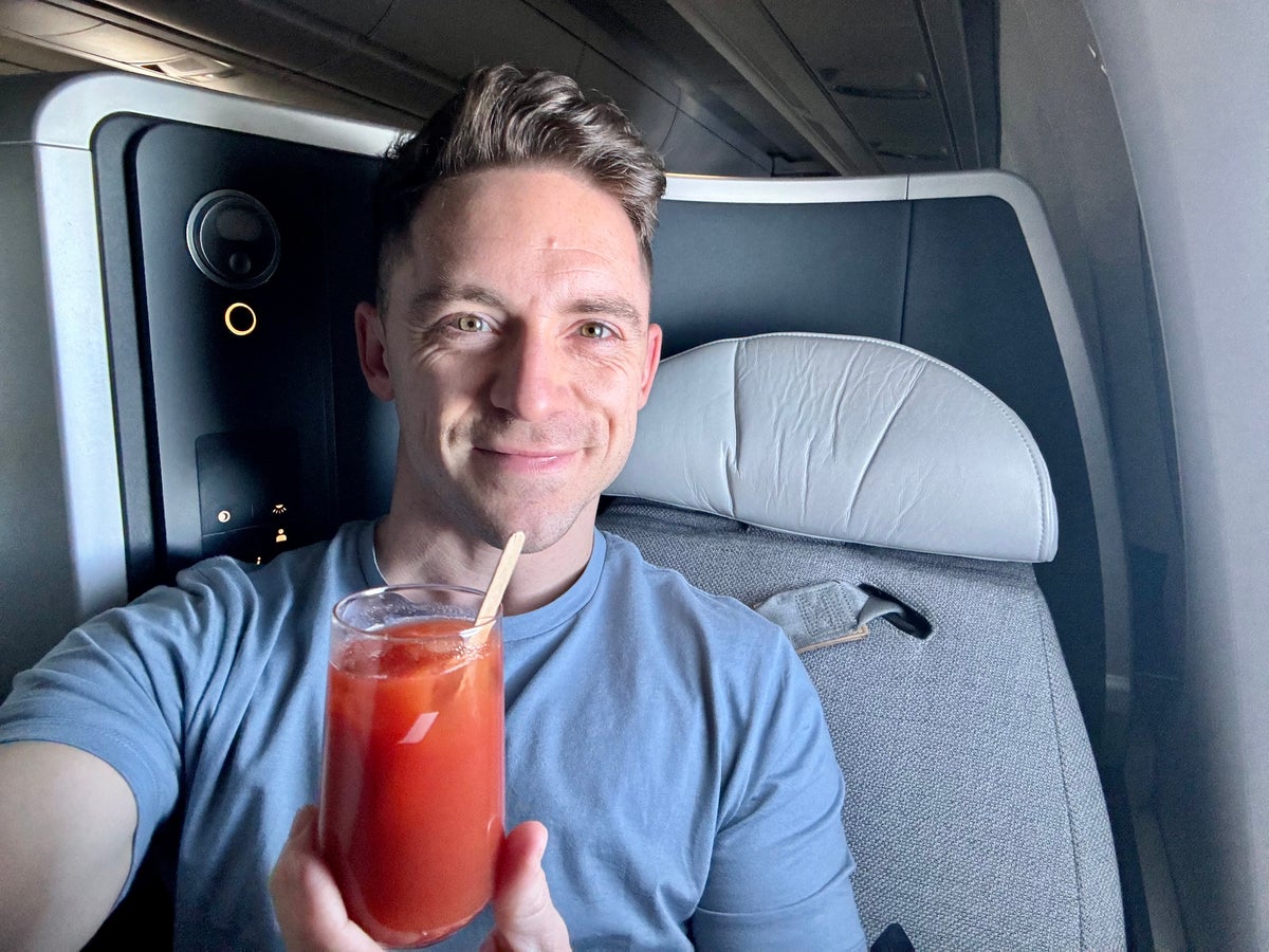 Air France Business Class Airbus A350 FnB Bloody Mary