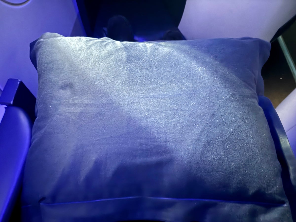 Air France Business Class Airbus A350 seat pillow 