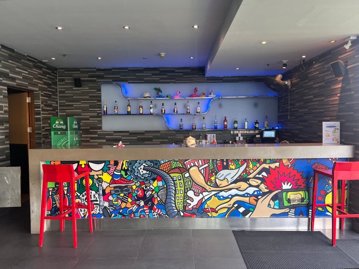 Aloft Bangkok Sukhumvit 11 Splash pool bar Aloft Bangkok Sukhumvit 11 Splash pool bar