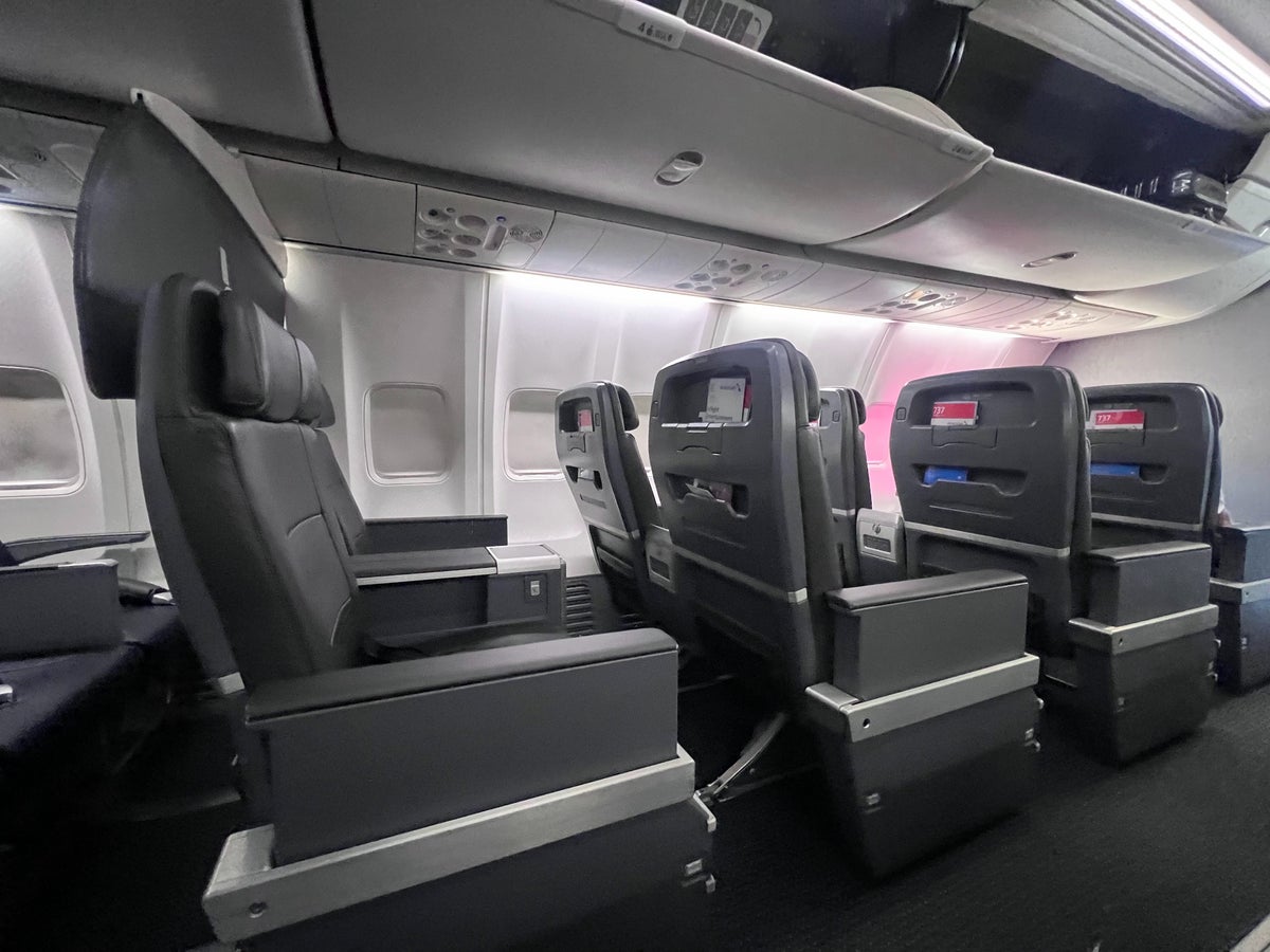 American Airlines 737 Business Class
