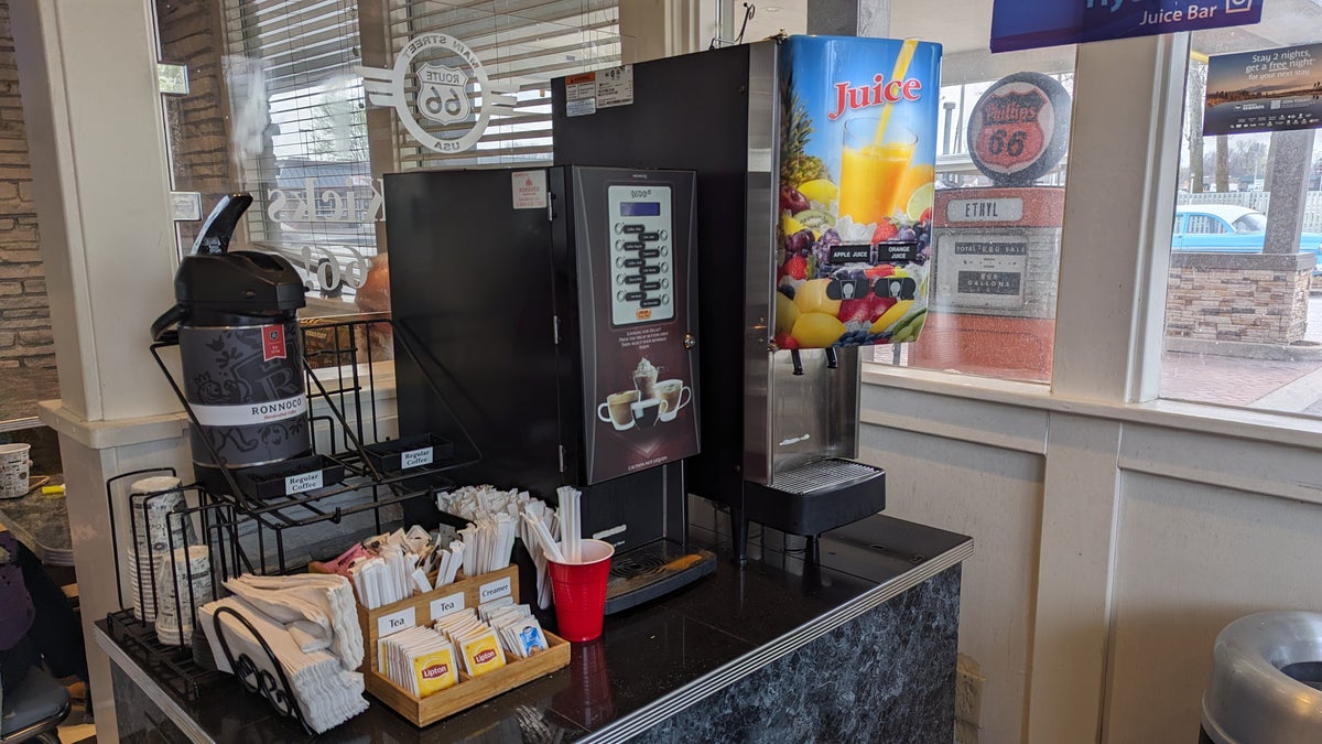 Best Western Rail Haven Springfield food and beverage breakfast drinks