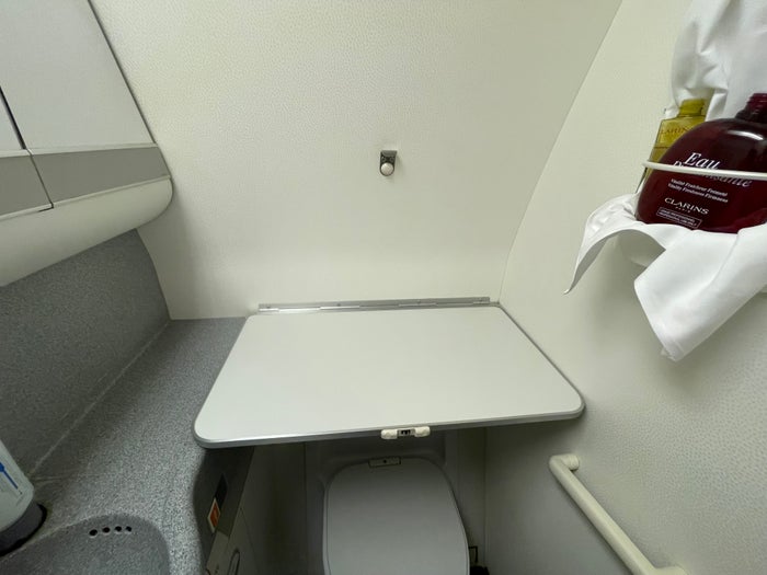 Changing Table in Air France Business Class 777 300ER Changing Table in Air France Business Class 777 300ER