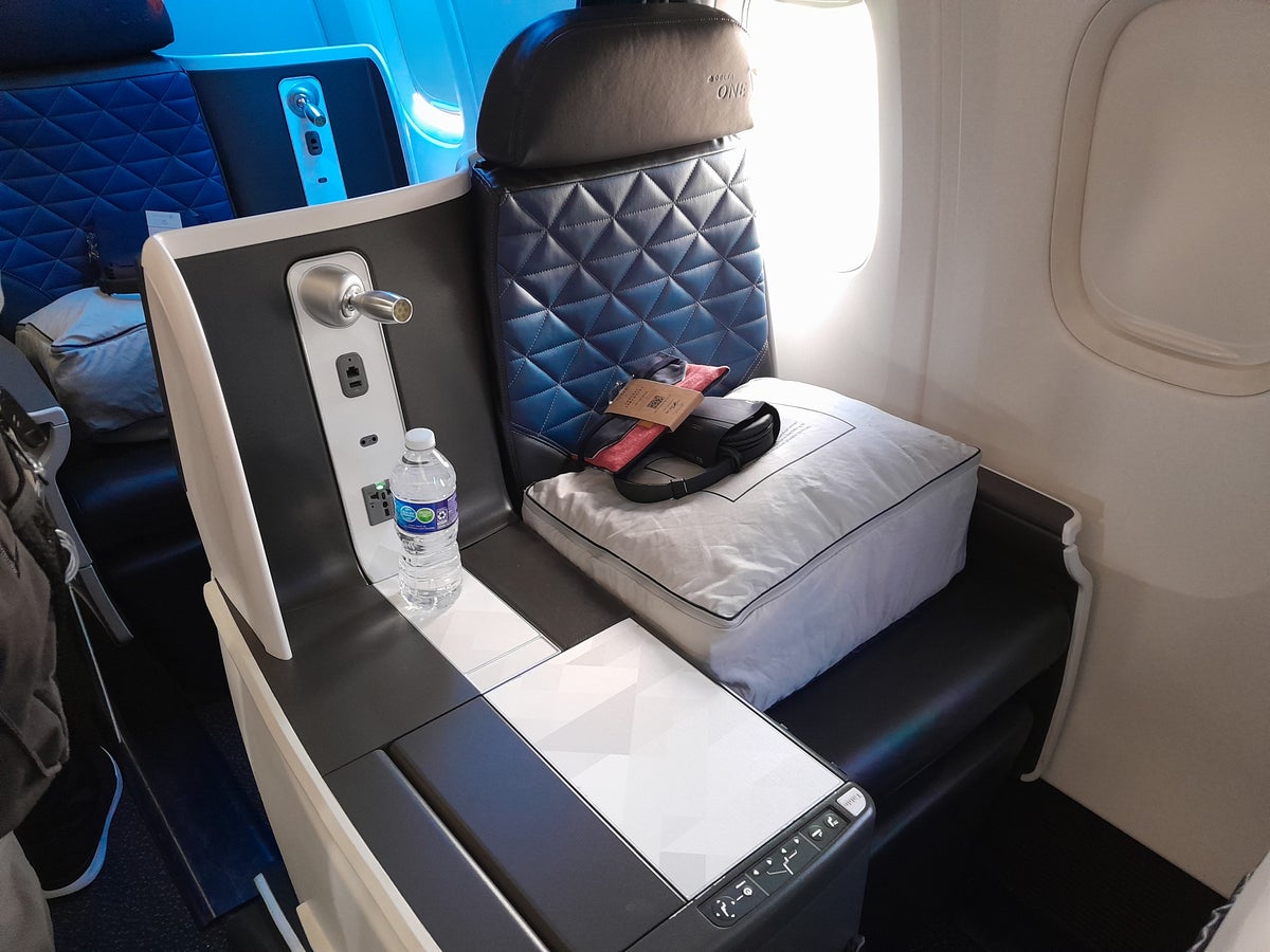 How To Upgrade to Business or First Class on Delta Air Lines