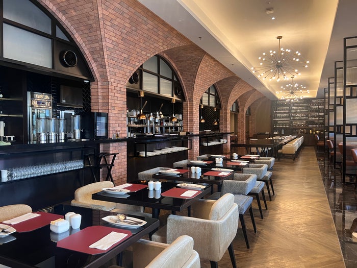 Hotel Stripes Kuala Lumpur Autograph Collection Brassiere 25 seating